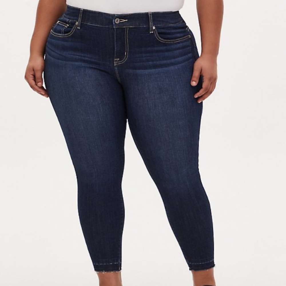 NWT Torrid size 18 Jeans